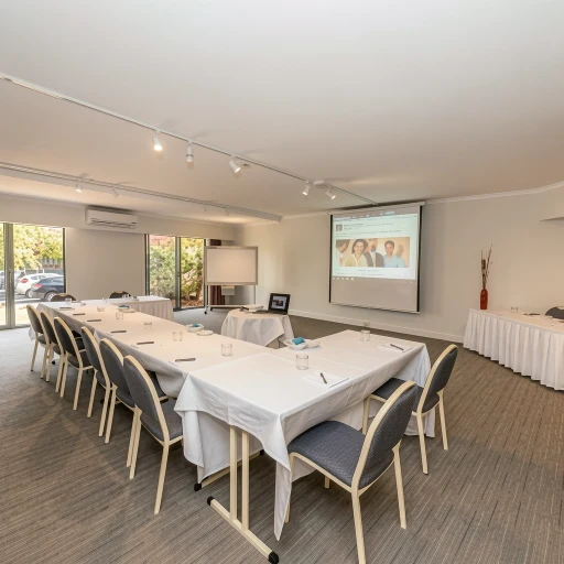 Alpha Hotel Canberra