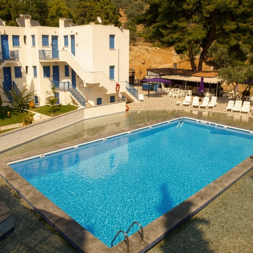 Cascade Holiday Resort