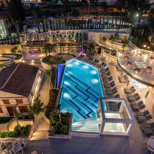 Doubletree By Hilton Kusadasi
