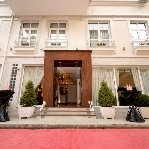 Golden City Hotel