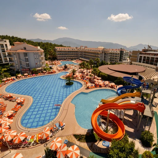 Green Nature Resort & Spa
