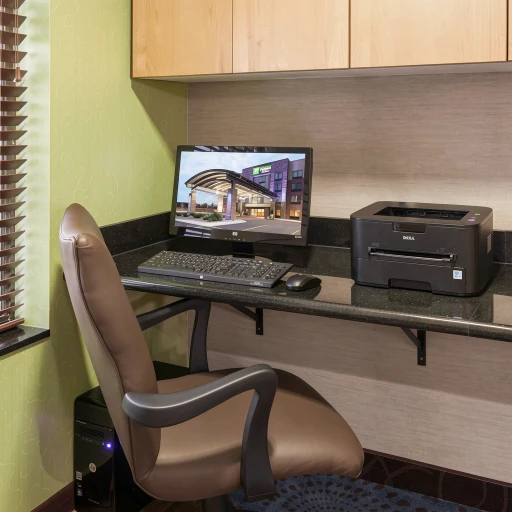 Holiday Inn Expr and Sts Rochester - Mayo Clinic