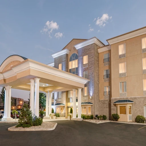Holiday Inn Express & Suites Saskatoon Centre