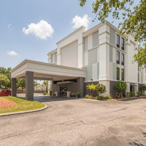 Holiday Inn St. Petersburg West