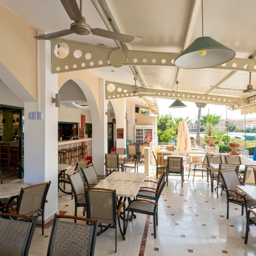 Ilios Hotel