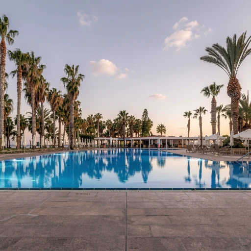 Louis Phaethon Beach