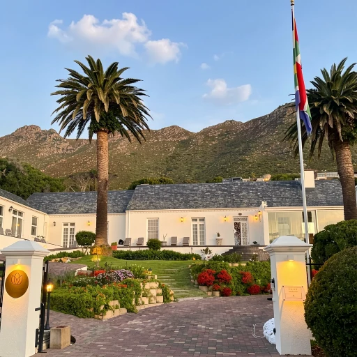 Manor On The Bay